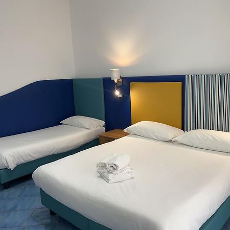 Oasi Hotel Maiori Buitenkant foto